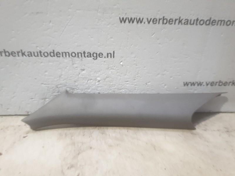 D GARNITURE DE PILIER DROIT achter 80 (B4) (8a5-867-296), Autos : Pièces & Accessoires, Utilisé, Audi