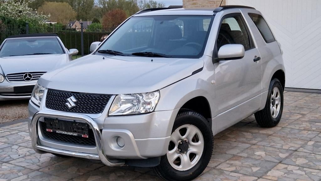 Suzuki grand vitara 2de eig airco 85000km, Autos, Euro 5, Achat, Radio, Particulier