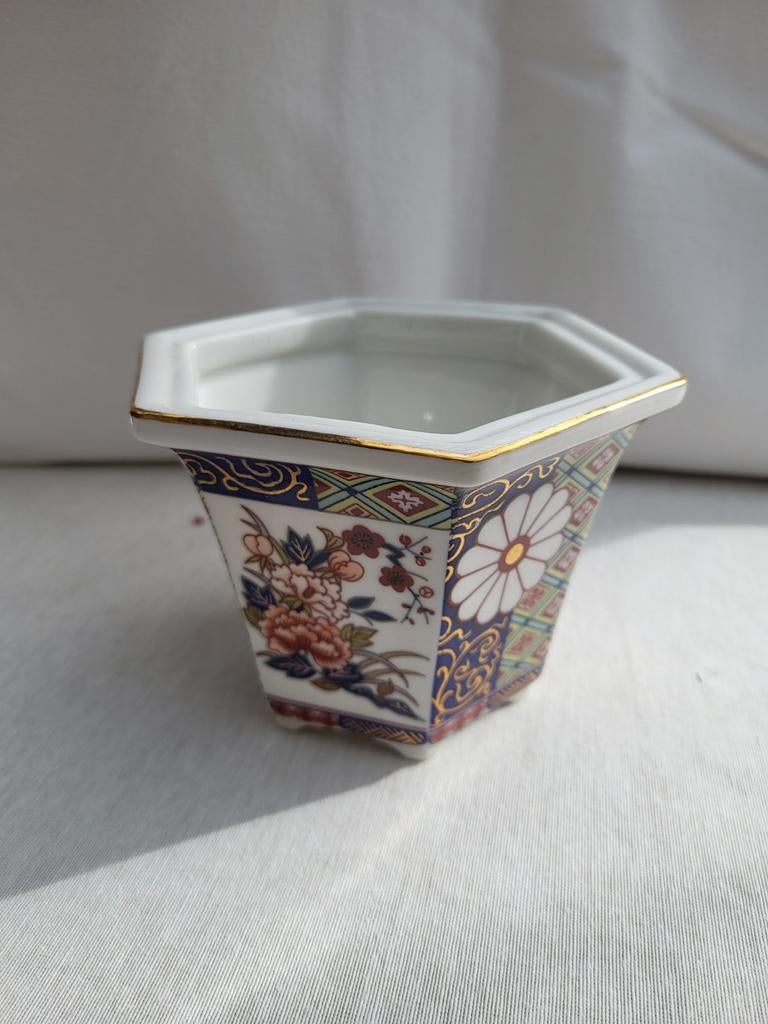 Cache pot Luminarc 1950, Enlèvement