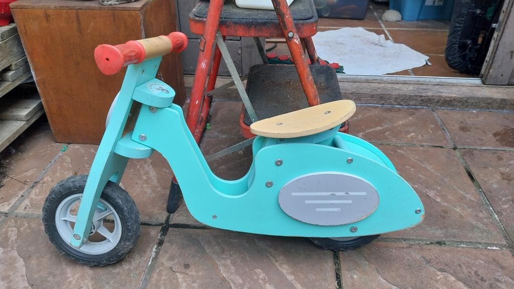 Houten pistachegroen loopfietsje, Ophalen, Gebruikt, Loopfiets