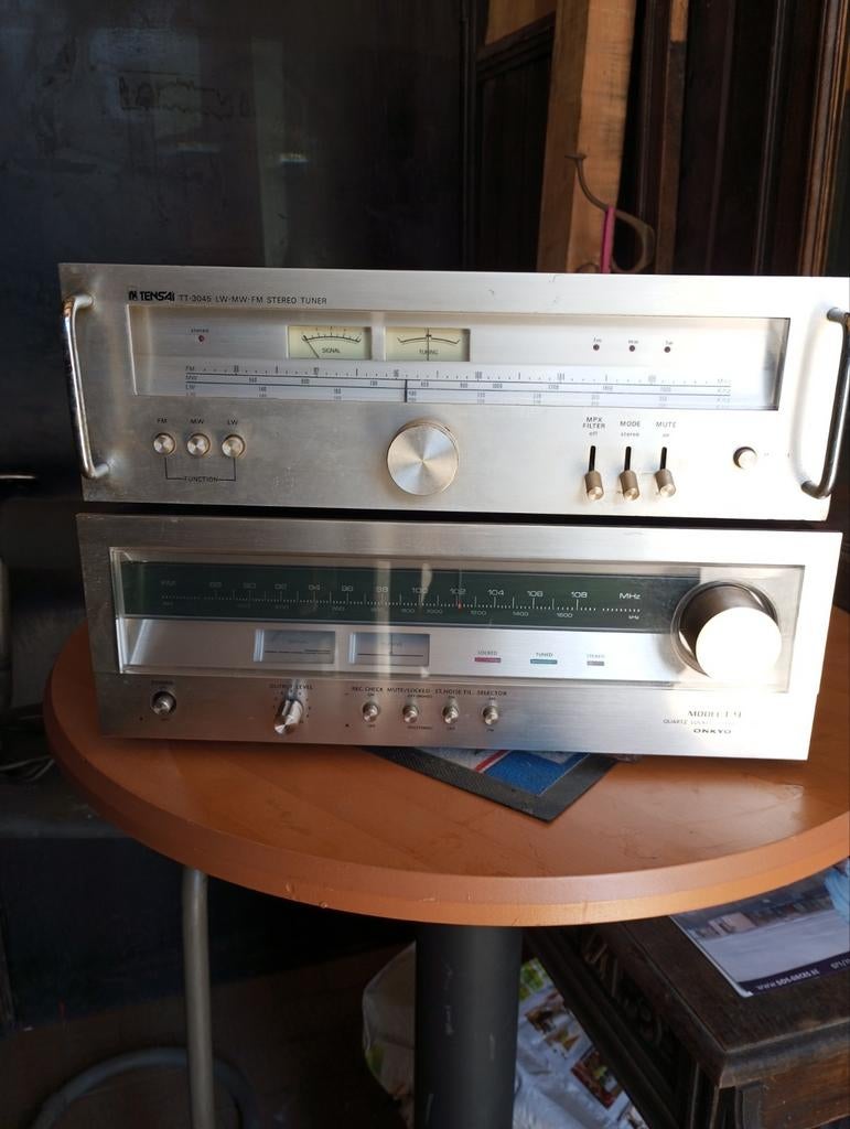 Tensai en Onkyo vintage 80 " tuners., TV, Hi-fi & Vidéo, Tuners, Enlèvement ou Envoi