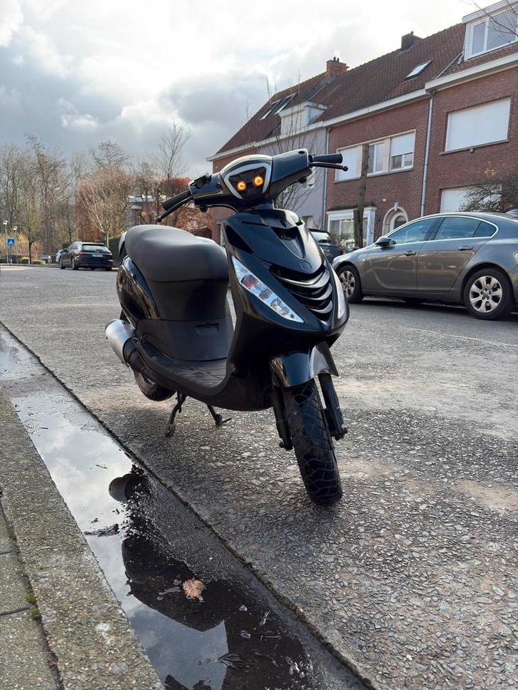 Zip 2t A-klasse, Fietsen en Brommers, Scooters | Piaggio, Zo goed als nieuw, Zip, Ophalen of Verzenden