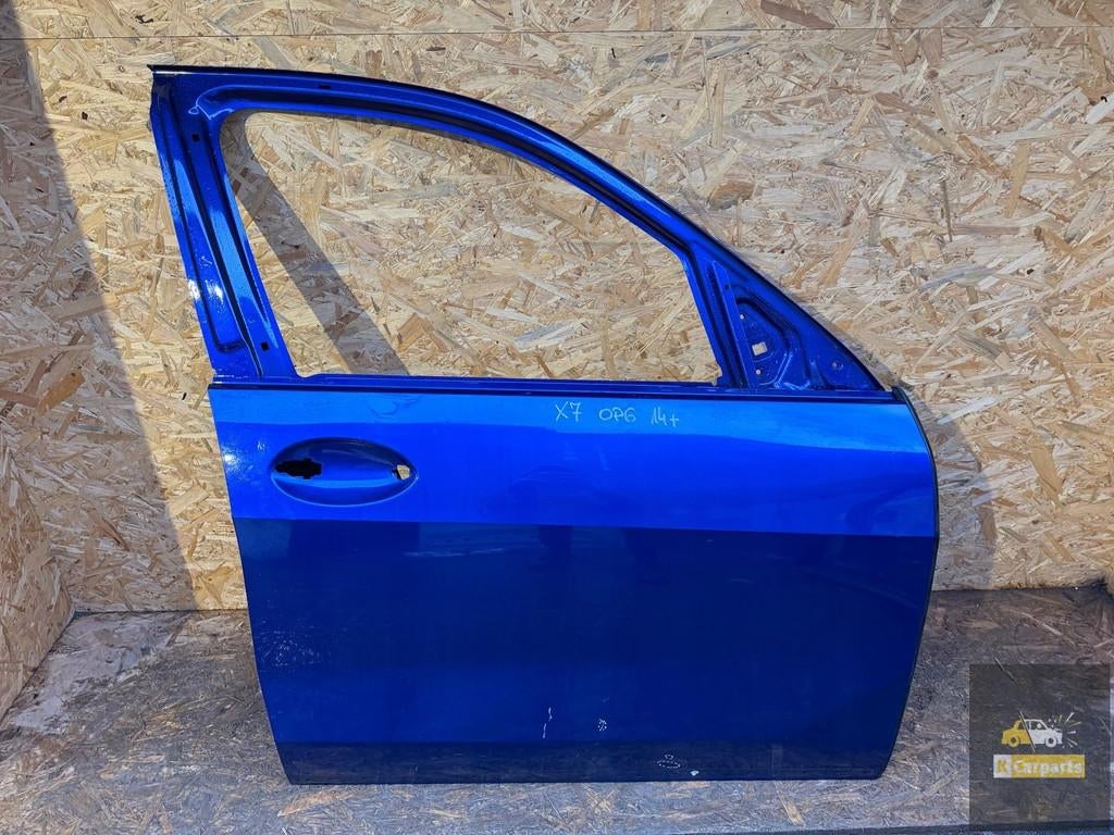 BMW X7 G07 porte avant droite, Petuelring 130
80788  Munich, DE, Info@bmw.de, Utilisé, Porte