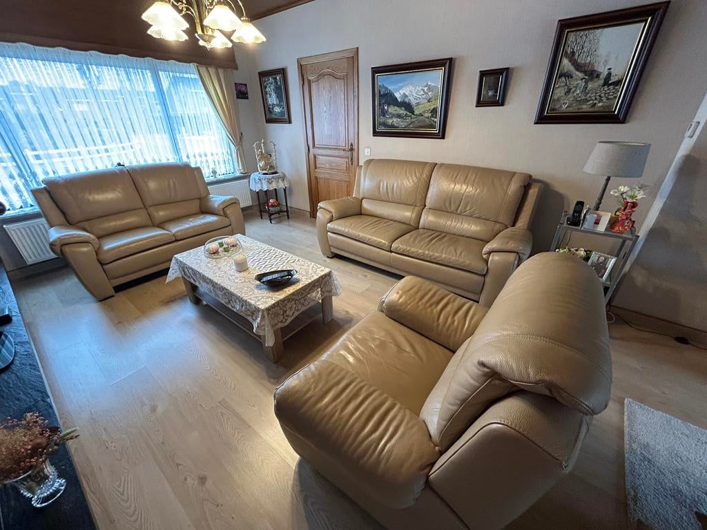 Compleet lederen salon (+ elektrische relax) in goede staat!, Ophalen, Gebruikt, Leer