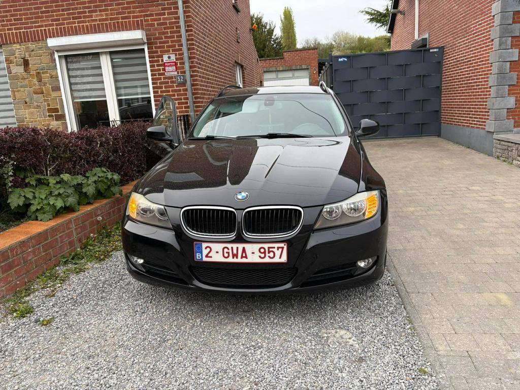 318d, Autos, BMW, Particulier, Isofix, Automatique, Noir, Noir, Cuir, Enlèvement