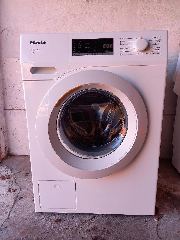 Jonge wasmachine Miele W1 Selection Active in nieuwstaat, Electroménager, Lave-linge, Utilisé, Chargeur frontal, 6 à 8 kg, 1200 à 1600 tours