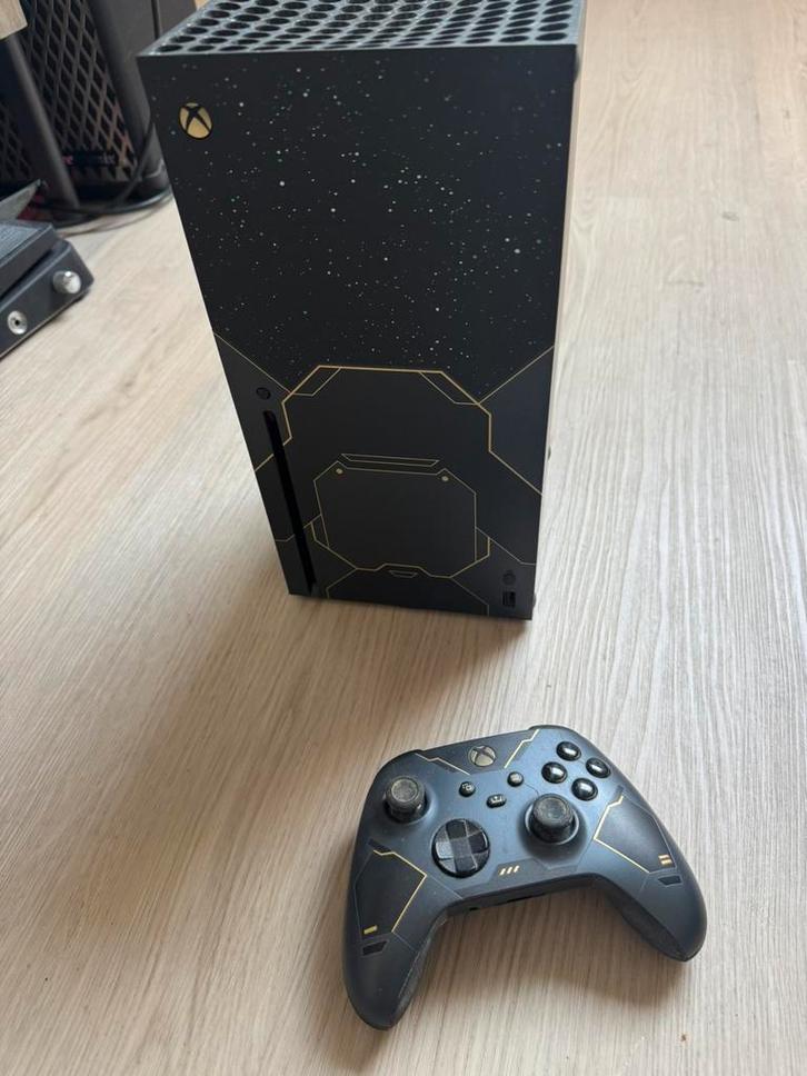 Xbox Series X Halo Infinite (limited edition), Consoles de jeu & Jeux vidéo, Consoles de jeu | Xbox Series X & S, Comme neuf, Xbox Series X