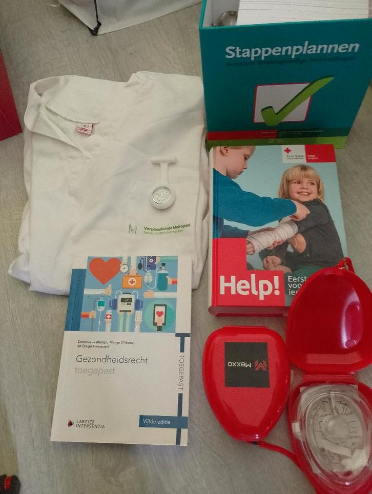 Hbo5 verpleging startcursus, Boeken, Studieboeken en Cursussen, Zo goed als nieuw, Hogeschool, Ophalen