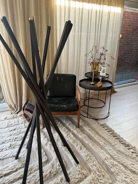 Zanotta Sciangai design kapstok, Comme neuf, Bois, Portemanteau sur pied, 150 à 200 cm