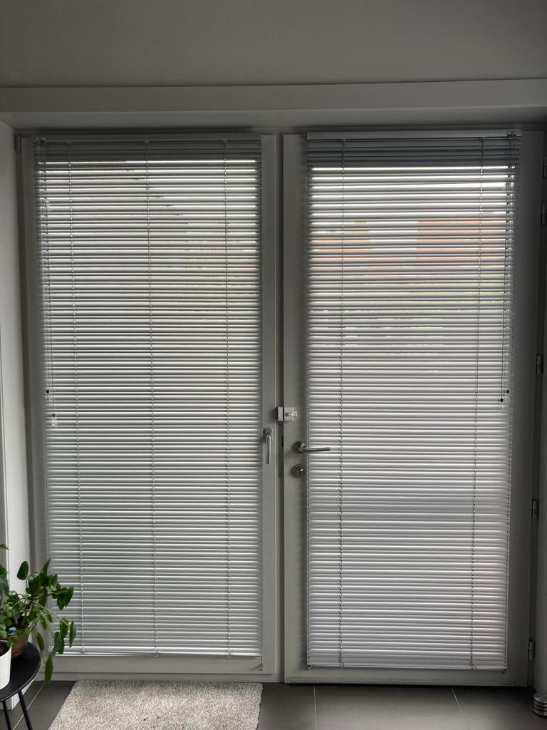 Luxaflex raamverduistering/lamellen, Ophalen, Zo goed als nieuw