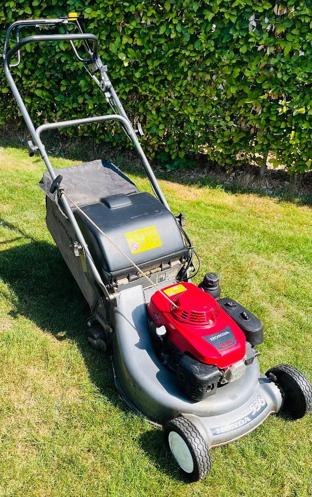 Grasmaaier Honda pro, Tuin en Terras, Grasmaaiers, Zo goed als nieuw, Benzine-grasmaaier, 50 cm of meer, Cirkelmaaier, Opvangzak