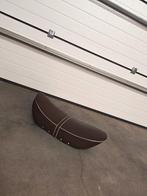 Dax zadel, Motoren, Ophalen