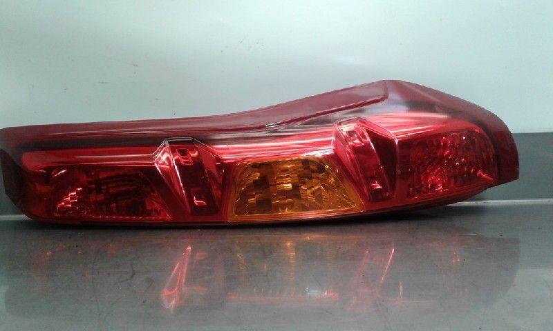 FEU ARRIÈRE DROIT Nissan X-Trail (T31) (01-2007/11-2013), Utilisé, Nissan