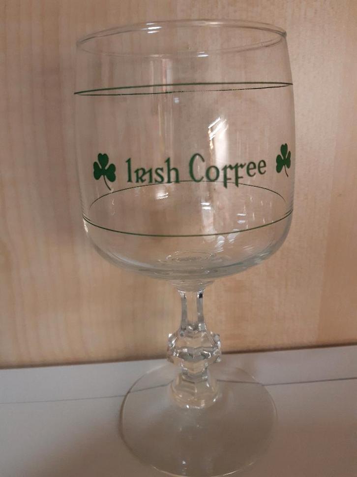 Verres à Irich coffee, Collections, Verres & Petits Verres, Comme neuf, Autres types, Enlèvement