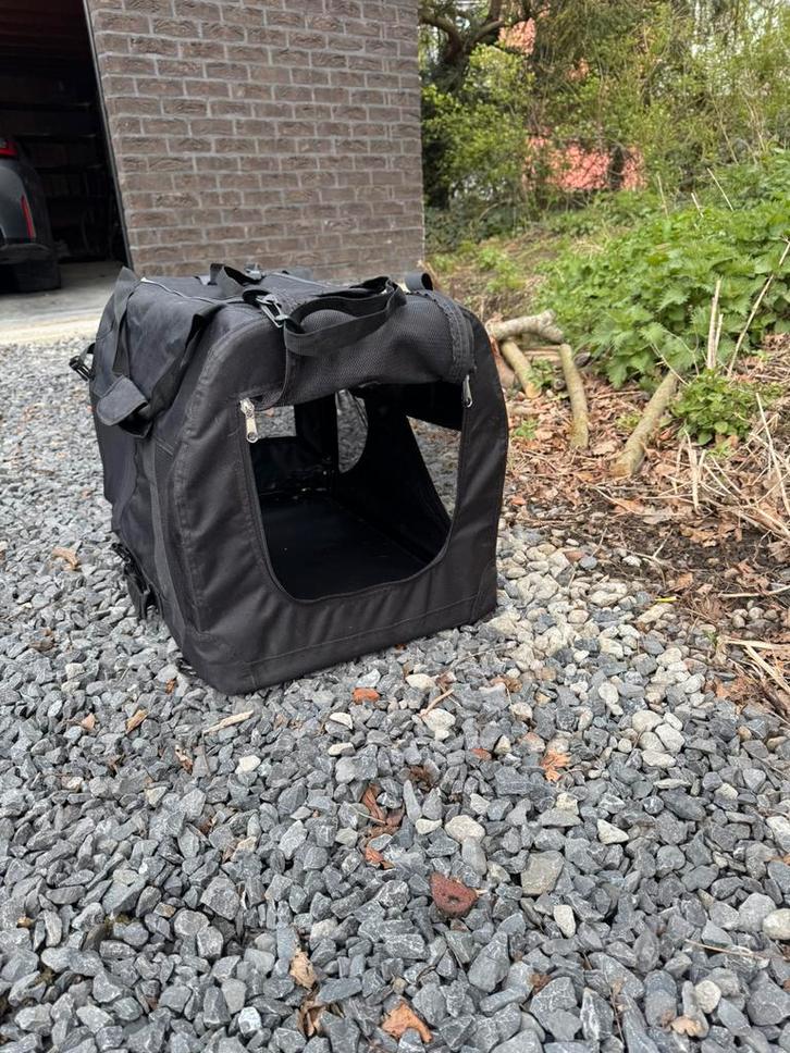 Zwarte stoffen hondenbench S, Animaux & Accessoires, Caisses pour chiens, Utilisé, Enlèvement ou Envoi