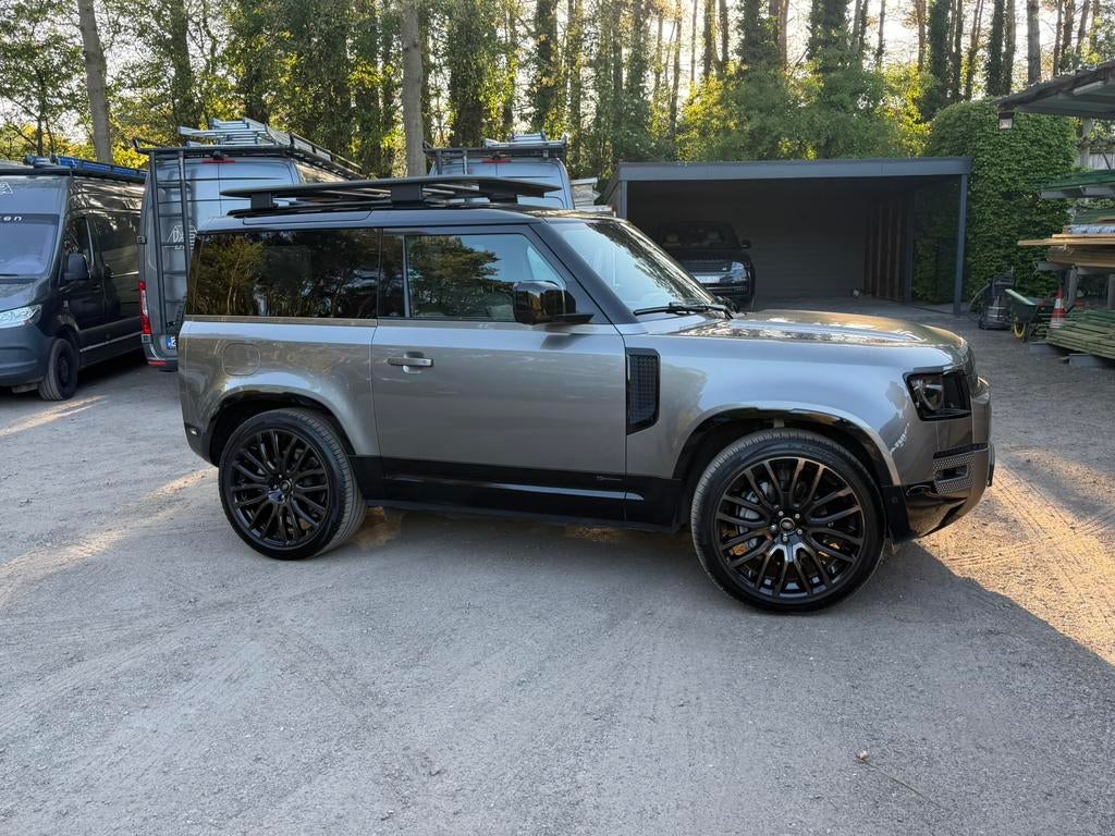 Defender 90  p400 lichte vracht 3 zit  trekhaak nieuw staat, Auto's, Land Rover, Automaat, Euro 6, Leder, 400 kW