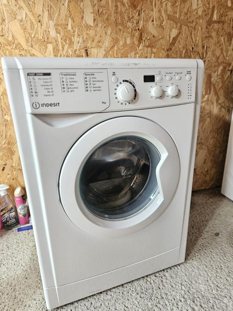 Indesit wasmachine, Elektronische apparatuur, Ophalen of Verzenden, Zo goed als nieuw