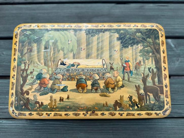 Walt Disney Mickey Mouse blik DBF - Sneeuwwitje & 7 Dwergen, Verzamelen, Blikken, Gebruikt, Koek(jes), Overige merken, Ophalen of Verzenden