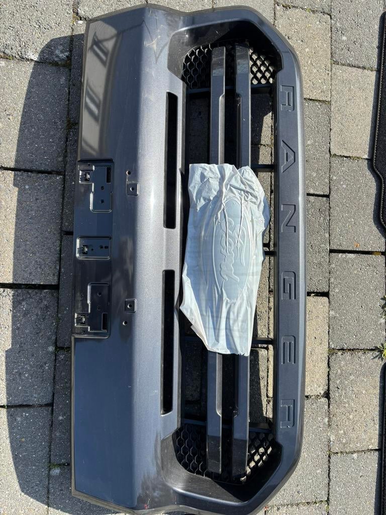 Bumper Ford Ranger Wildtrak, Ophalen, Voor, Nieuw, Ford