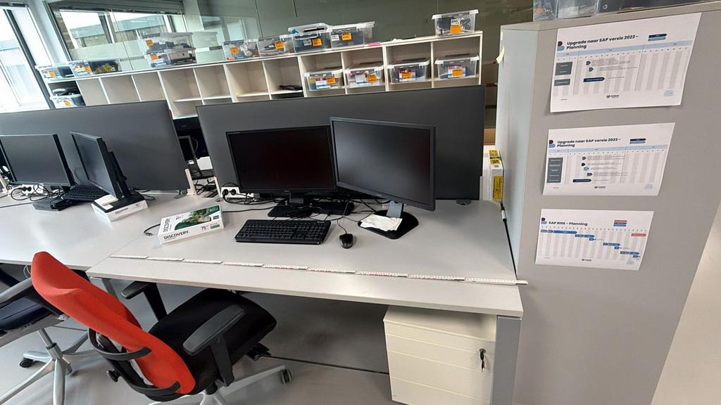 Table de bureau 180x80 cm 68 pièces, Maison & Meubles, Bureaux, Enlèvement, Comme neuf