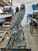 Aigle sur tige, Enlèvement, Neuf, Béton, Animal