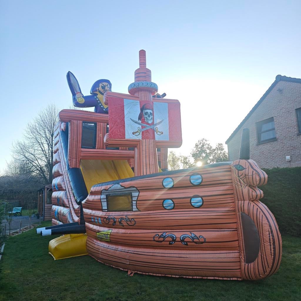 Te huur springkasteel piratenboot met mega glijbaan, Ophalen