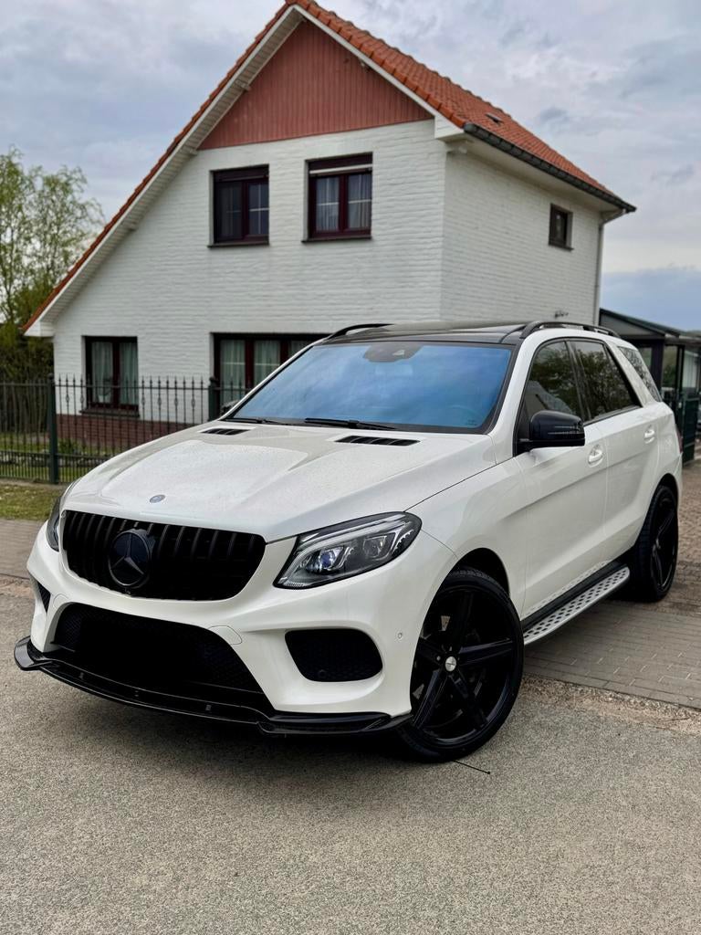 Mercedes-Benz GLE 350d 4 matic Amg, Autos, Mercedes-Benz, Particulier, GLE, Caméra 360°, Électrique, Cuir, Enlèvement