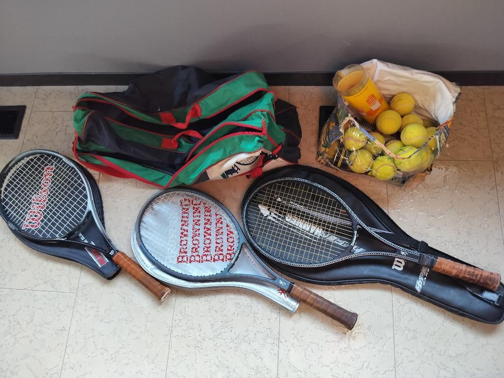 ⚡SNELVERKOOP: Complete Tennisset (3 Rackets + Tas + Ballen), Sport en Fitness, Tennis, Ballen, Wilson, Ophalen