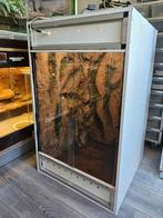 Osb terrarium met 3D achterwand, Ophalen