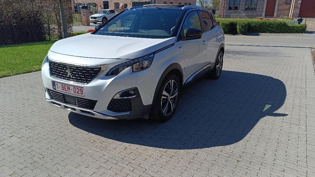 Peugeot 3008 GT Line automaat EAT pano open dak, trekhaak., Auto's, Peugeot, 1300 kg, 1550 kg, Euro 6, 4 cilinders