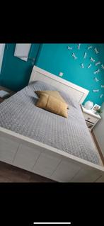 Bed + 2 nachtkastjes, Ophalen