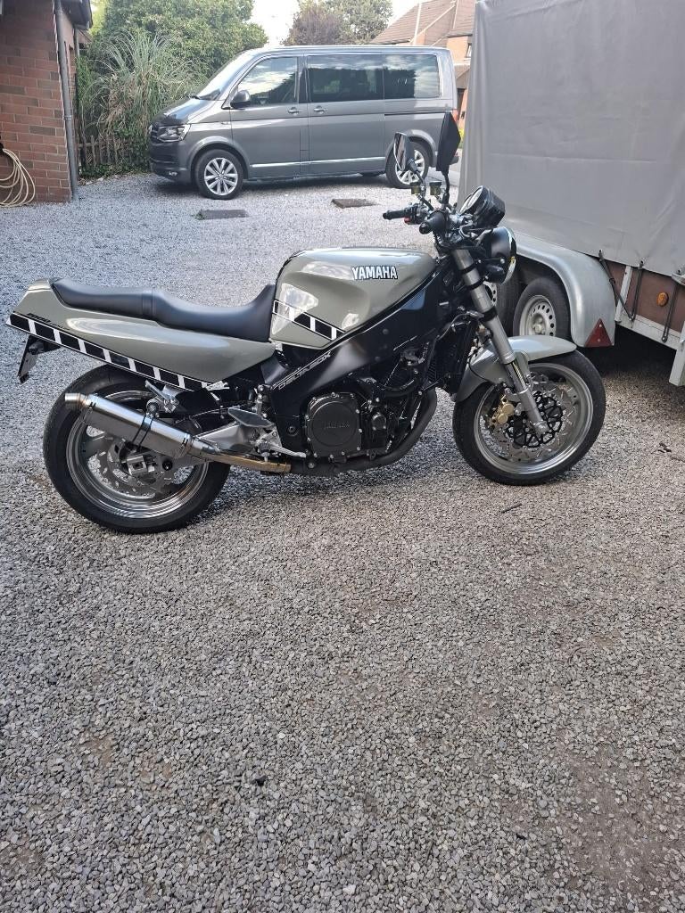 YAMAHA FZR 1000, Permis Moto A, Occasion, Plus de 35 kW, Super Sport