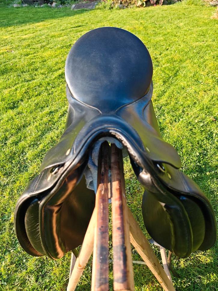 Selle de dressage Passier, Animaux & Accessoires, Chevaux & Poneys | Selles, Utilisé, Dressage, Enlèvement