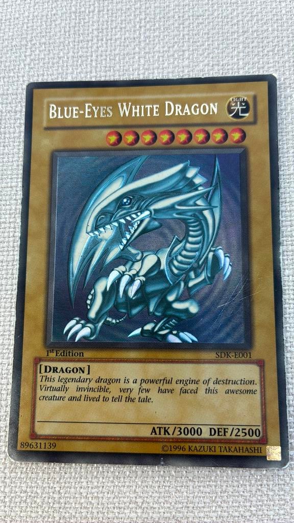 Titel: Yu-Gi-Oh! Blue-Eyes White Dragon-SDK-E001, Envoi, Comme neuf