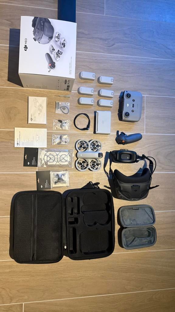DJI Neo FPV Fly + Goggles N3 + RC Motion 3 + 6 batterijen, Ophalen, Cameradrone, 100 tot 1000 meter, 15 tot 30 minuten