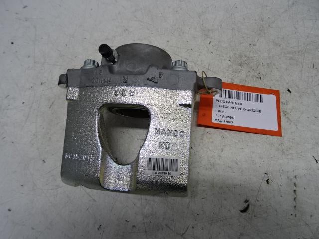 ETRIER DE FREIN AVANT DROIT Peugeot (9676223980), Utilisé, Peugeot