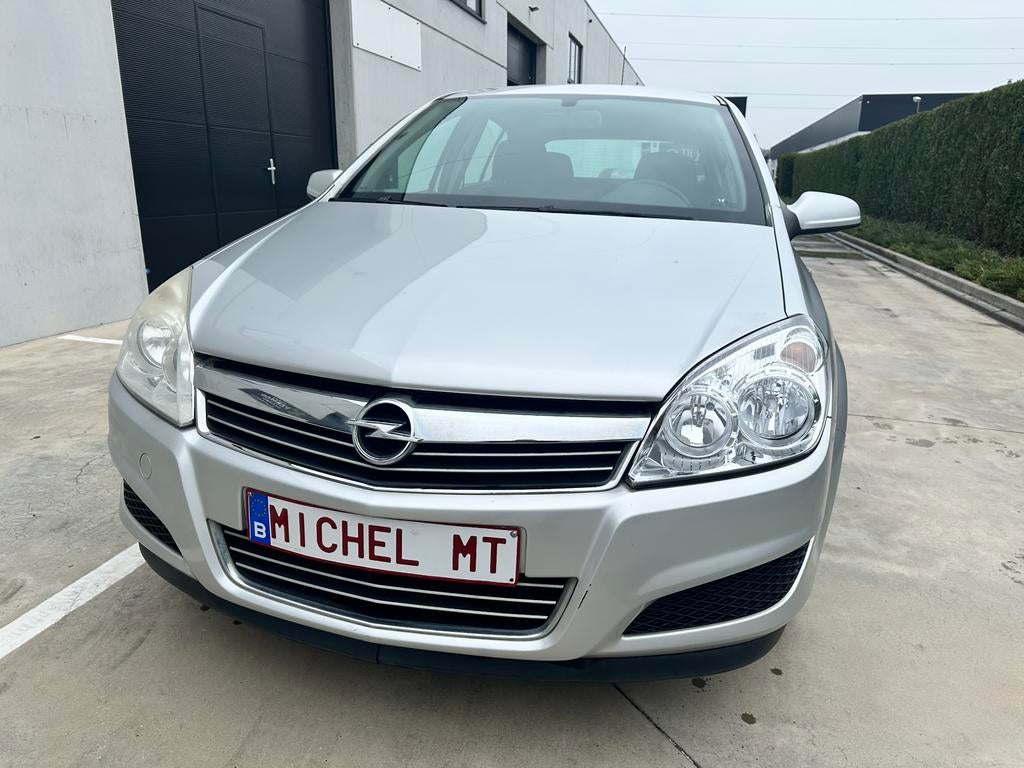 Opel Astra 1.3 CDTi / 1 jaar garantie, Voorwielaandrijving, Stof, Bedrijf, Euro 4