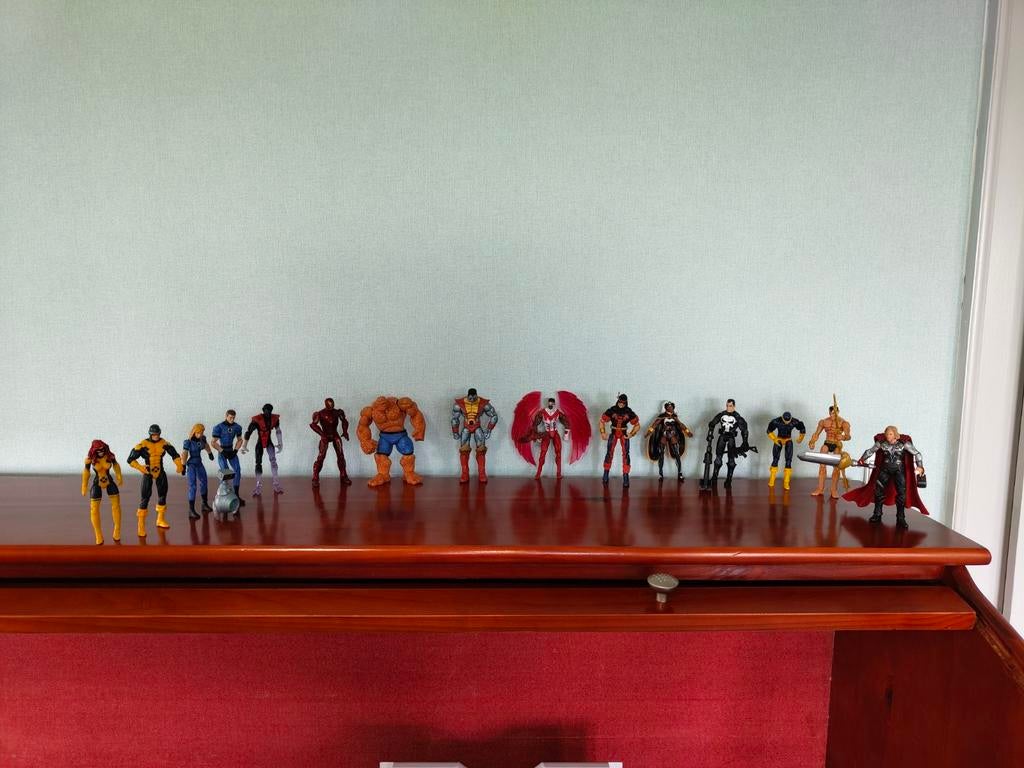 15 figurines Marvel Hasbro