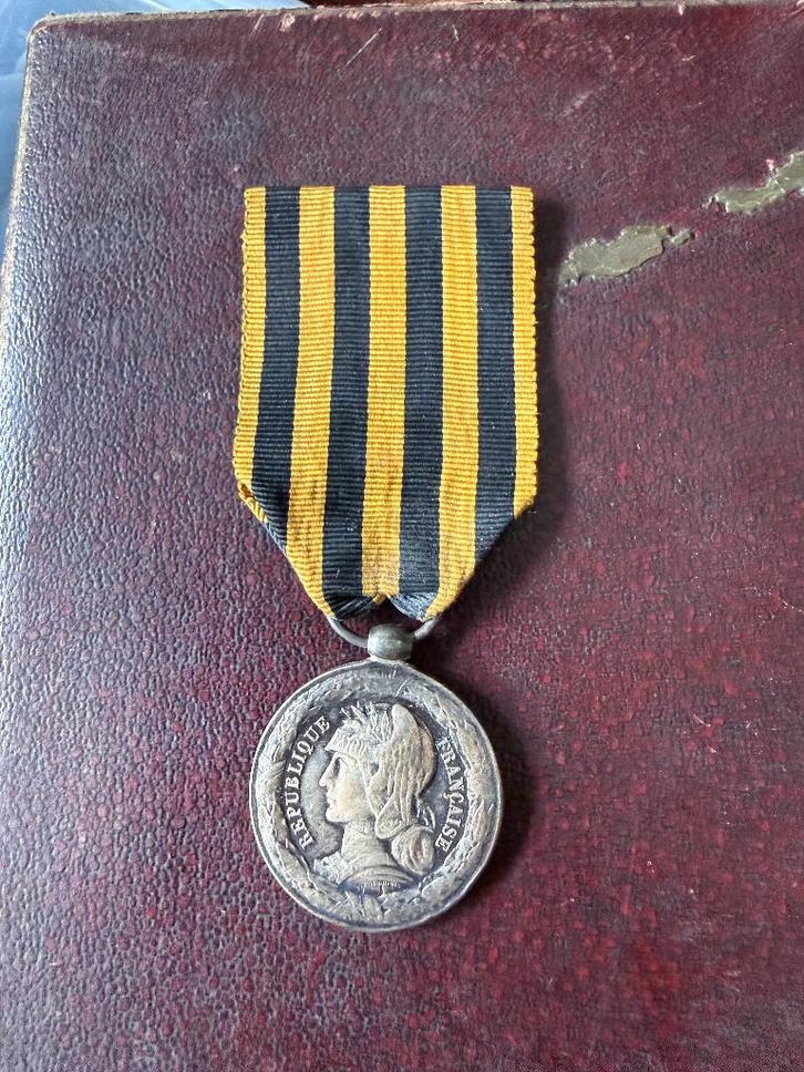 Médaille militaire française - rare, Collections, Objets militaires | Général, Armée de terre, Envoi