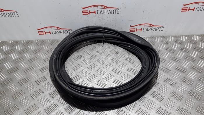 Achterkleprubber van een Mercedes A-Klasse, Auto-onderdelen, Carrosserie, Gebruikt, 3 maanden garantie, Ophalen of Verzenden