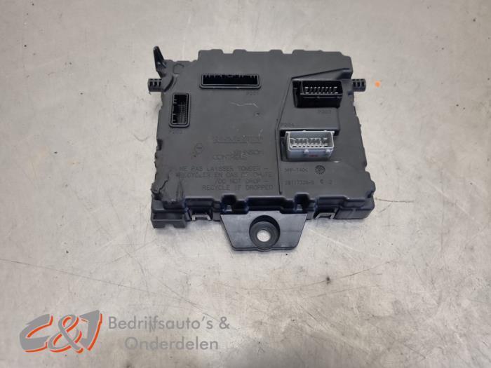 Module confort d'un Renault Kangoo, Autos : Pièces & Accessoires, Électronique & Câbles, Renault, Utilisé, 3 mois de garantie
