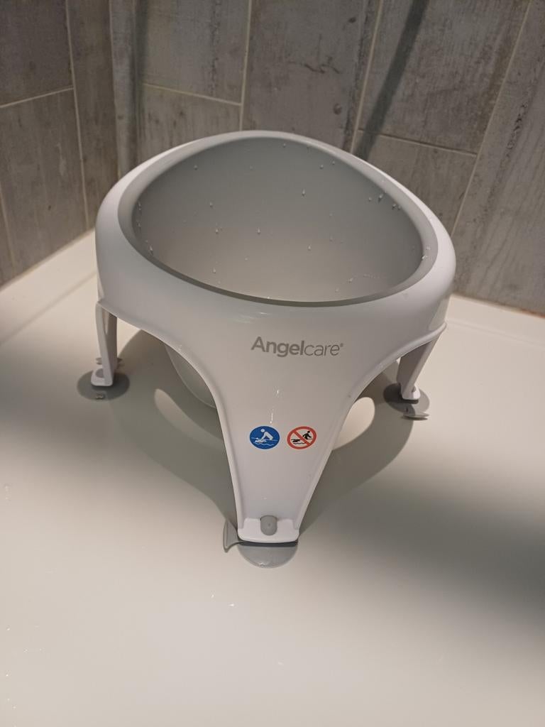 Siège de bain bébé, Enlèvement