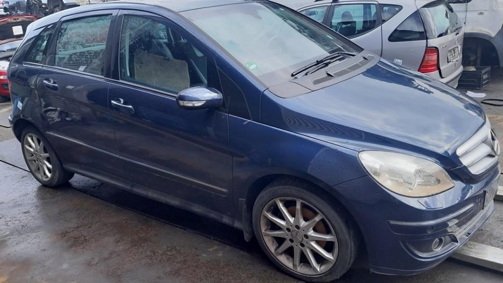 PORTE AVANT DROITE Mercedes-Benz B (W245,242), Autos : Pièces & Accessoires, Utilisé, Droite, Mercedes-Benz, Porte