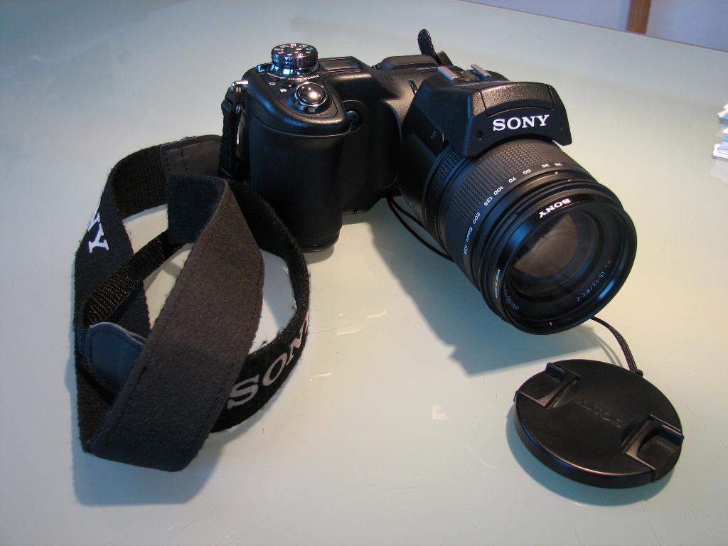 Sony DSC f828, Enlèvement ou Envoi, Utilisé, Sony