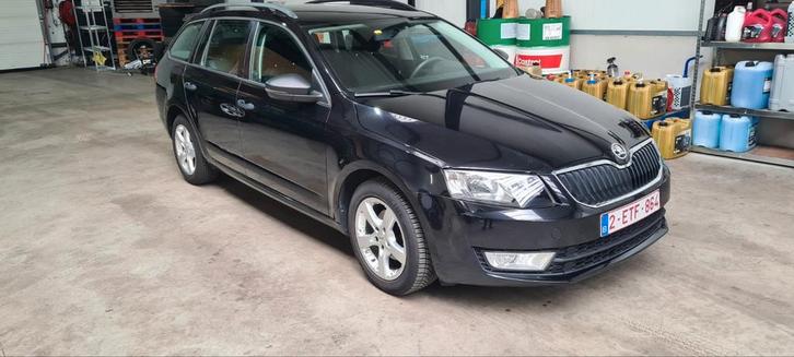 Skoda octavia 1.2 tsi, benzine. 2015, 218000km, Auto's, Skoda, Bedrijf, Octavia, Benzine, Break, 5 deurs, Handgeschakeld, Zwart