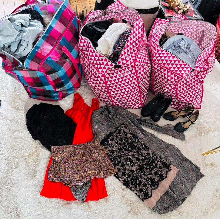 Lot de vêtements / chaussures / sacs à vendre, Vêtements | Femmes, Vêtements Femmes Autre, Porté, Enlèvement