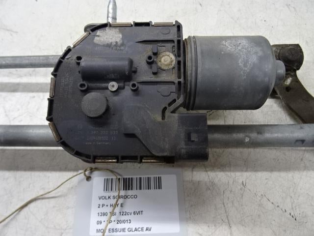 MOTEUR ESSUIE-GLACE AVANT Scirocco (137 / 13AD) (1K8955119), Autos : Pièces & Accessoires, Volkswagen, Mevr. I. Hauben, Utilisé