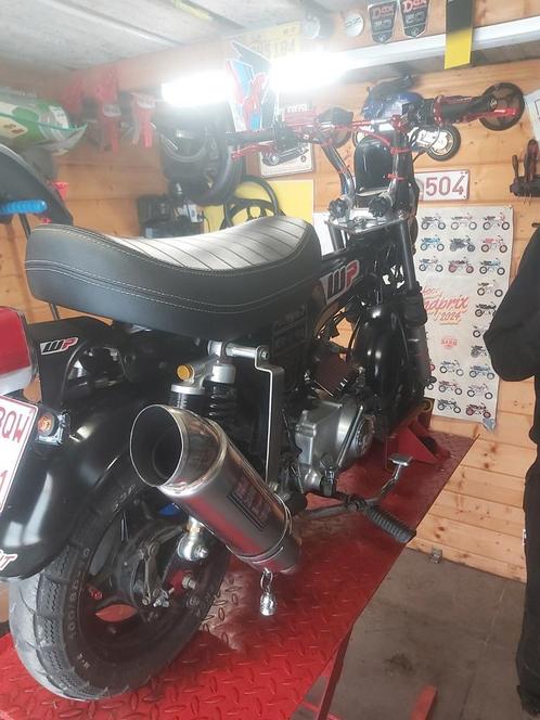 skyteam dax club s 50cc, Fietsen en Brommers, Brommers | Overige merken, Zo goed als nieuw, Ophalen