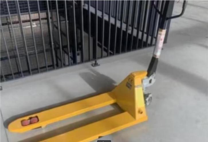 Totalsource transpallet, Doe-het-zelf en Bouw, Palletwagens en Pompwagens, Gebruikt, Ophalen