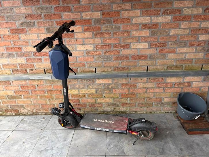 Trottinette urban Gilde E-Cross Pro, Vélos & Vélomoteurs, Trottinettes, Comme neuf, Step électrique (E-scooter), Enlèvement